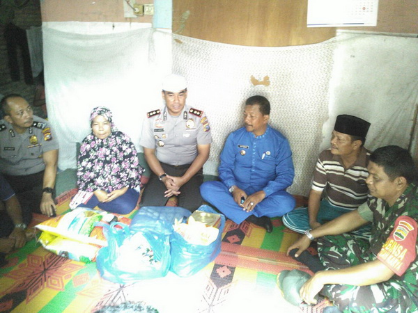 Ibu Masamah Terima Bantuan Tim Barokah Polresta